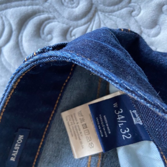 Jeans - Picture 4 of 4